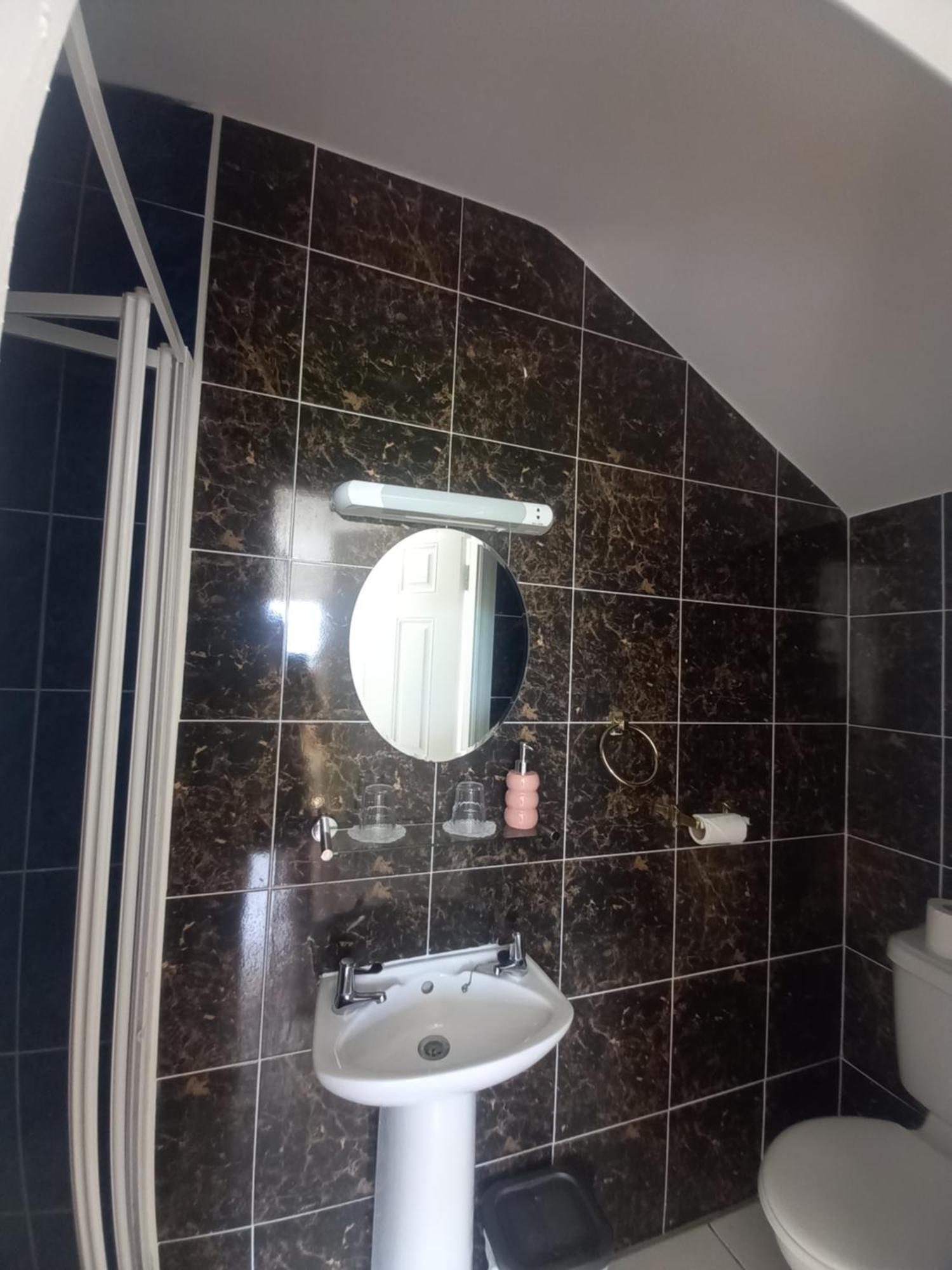 Teach Na Coille B&B Midleton Exteriör bild